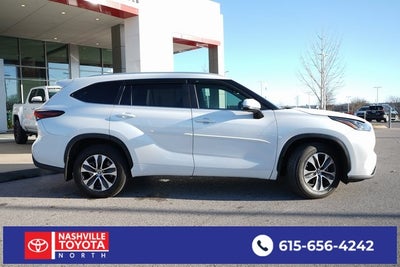 2024 Toyota Highlander Hybrid XLE