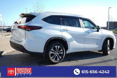 2024 Toyota Highlander Hybrid XLE
