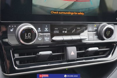 2025 Toyota Highlander Hybrid XLE NIGHT SHADE