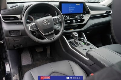 2025 Toyota Highlander Hybrid XLE NIGHT SHADE
