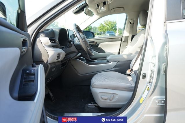 2023 Toyota Highlander LE