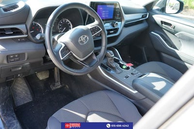 2024 Toyota Highlander LE