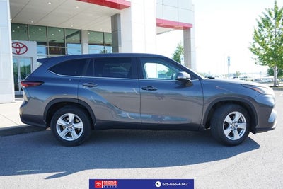 2024 Toyota Highlander LE