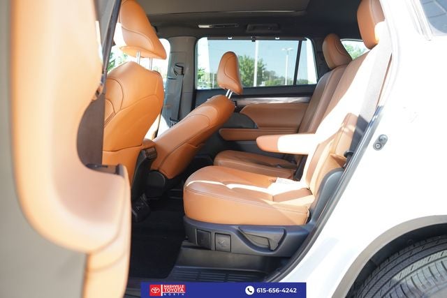 2024 Toyota Highlander Platinum