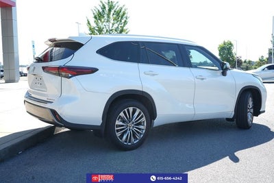 2024 Toyota Highlander Platinum