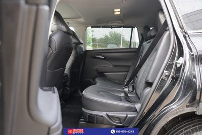 2024 Toyota Highlander XLE