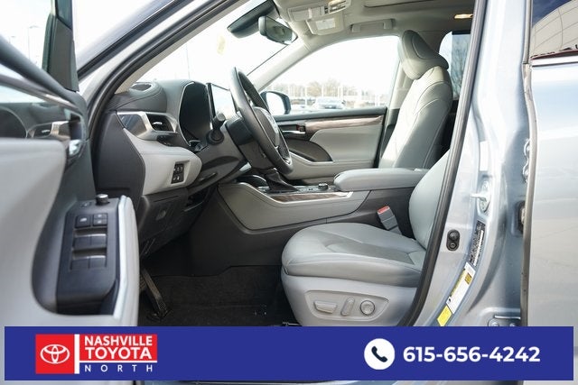 2023 Toyota Highlander Platinum