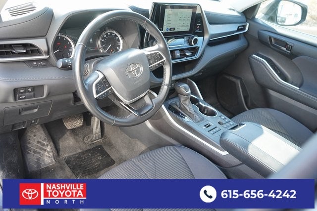 2024 Toyota Highlander LE