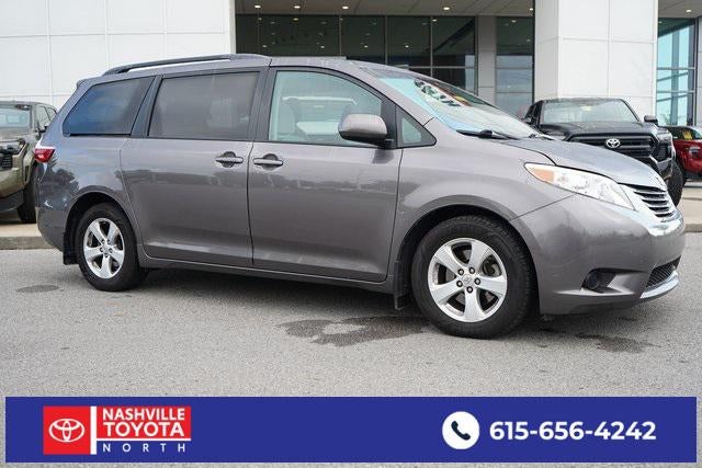 2016 Toyota Sienna LE 8 Passenger