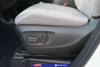 2026 Toyota Sienna LE 8 Passenger