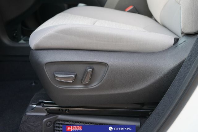 2026 Toyota Sienna LE 8 Passenger