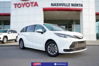 2026 Toyota Sienna LE 8 Passenger