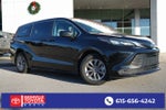 2024 Toyota Sienna LE 8 Passenger