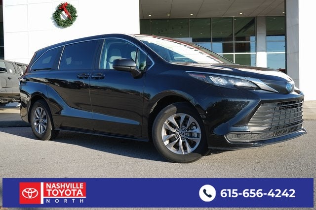 2024 Toyota Sienna LE 8 Passenger