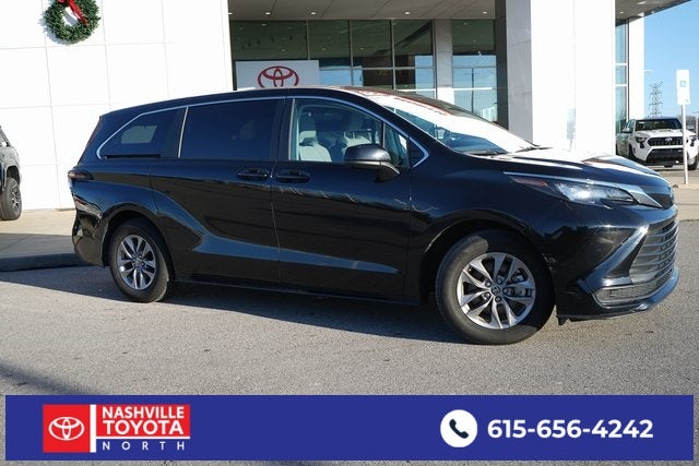 2024 Toyota Sienna LE 8 Passenger