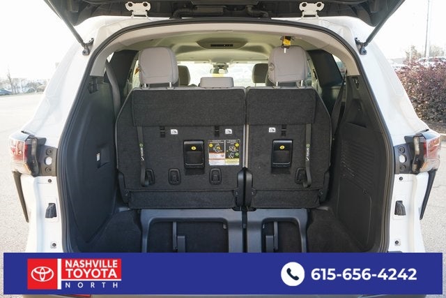 2025 Toyota Sienna LE 8 Passenger