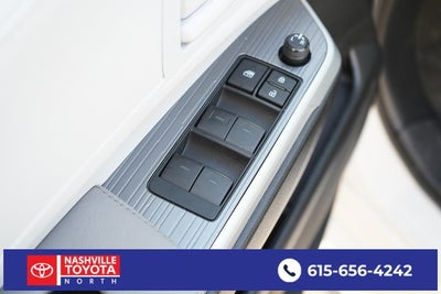 2025 Toyota Sienna LE 8 Passenger