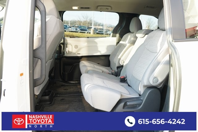2025 Toyota Sienna LE 8 Passenger