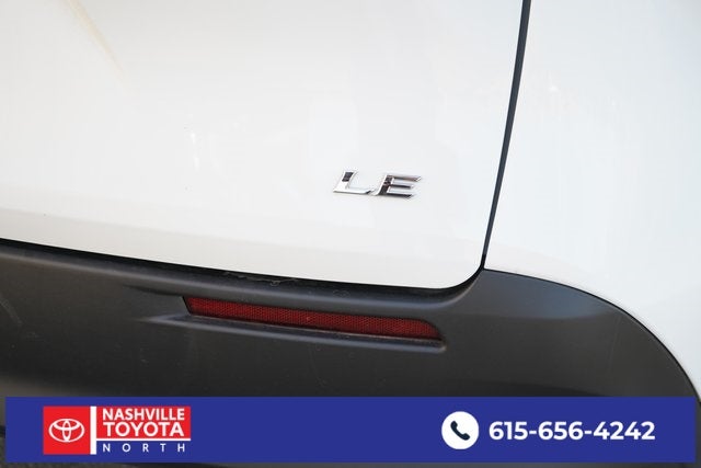 2025 Toyota Sienna LE 8 Passenger