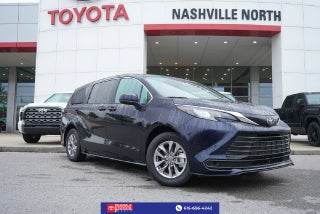 2026 Toyota Sienna LE 8 Passenger