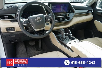 2023 Toyota Highlander Hybrid Limited