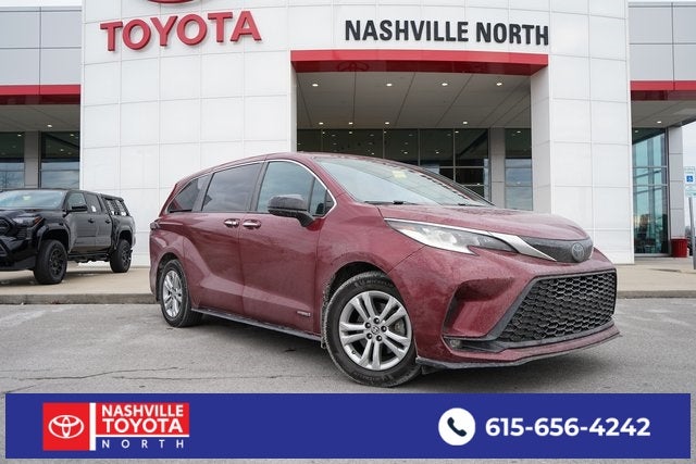 2021 Toyota Sienna XSE 7 Passenger