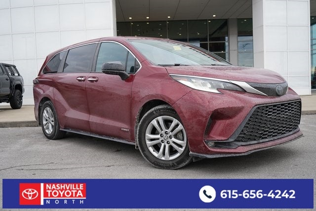2021 Toyota Sienna XSE 7 Passenger