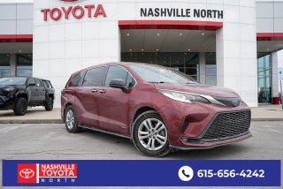 2021 Toyota Sienna XSE 7 Passenger