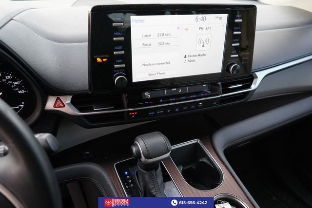 2022 Toyota Sienna XLE