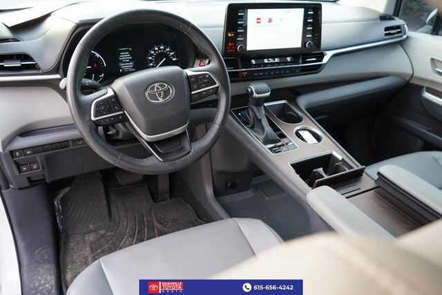 2022 Toyota Sienna XLE