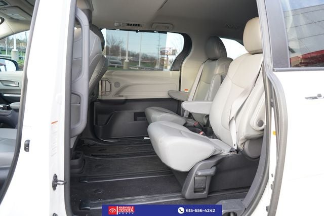 2022 Toyota Sienna XLE