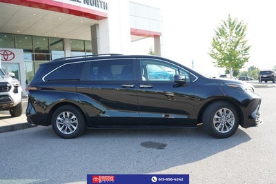 2026 Toyota Sienna XLE 7 Passenger