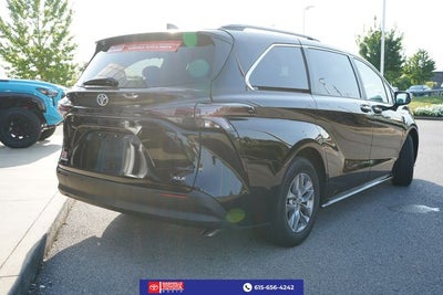 2026 Toyota Sienna XLE 7 Passenger