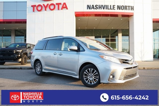 2019 Toyota Sienna XLE
