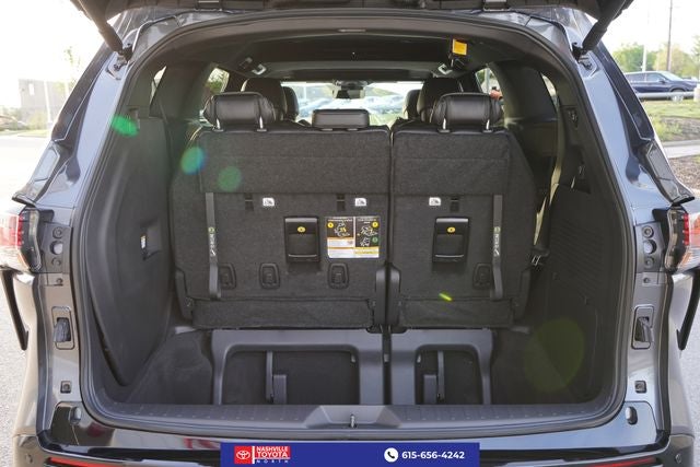 2025 Toyota Sienna Limited 7 Passenger