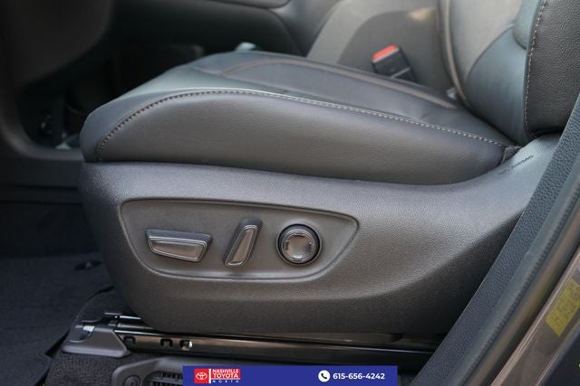 2025 Toyota Sienna Limited 7 Passenger