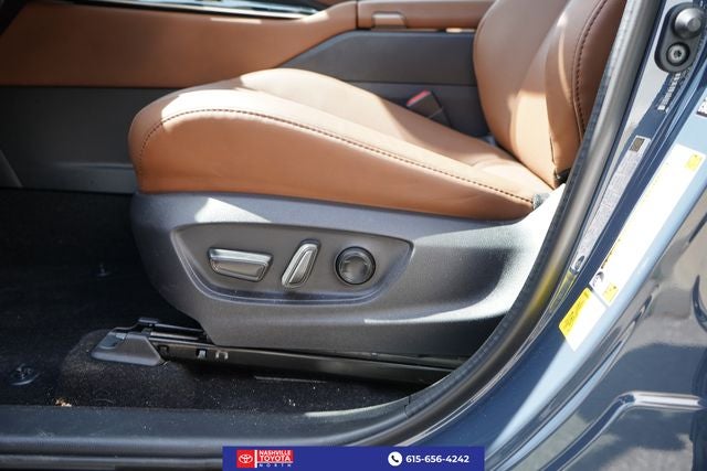 2025 Toyota Crown Signia Limited