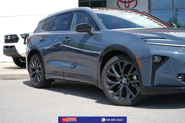 2025 Toyota Crown Signia Limited