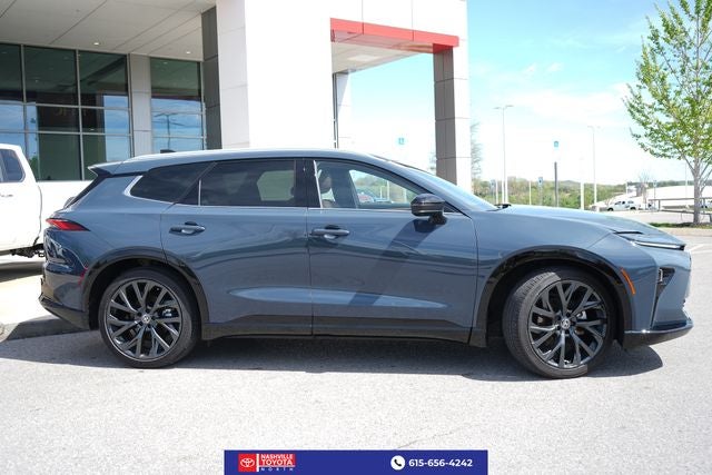 2025 Toyota Crown Signia Limited