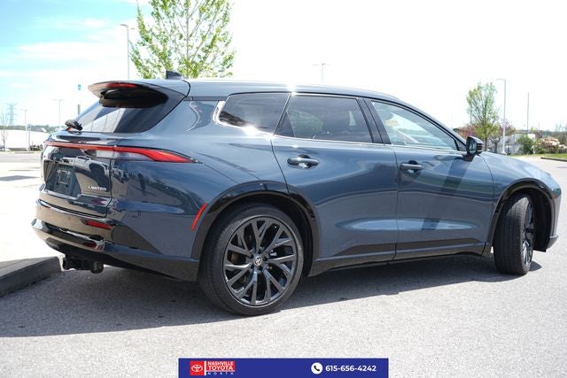 2025 Toyota Crown Signia Limited