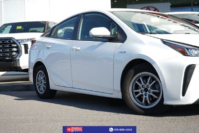 2022 Toyota Prius LE
