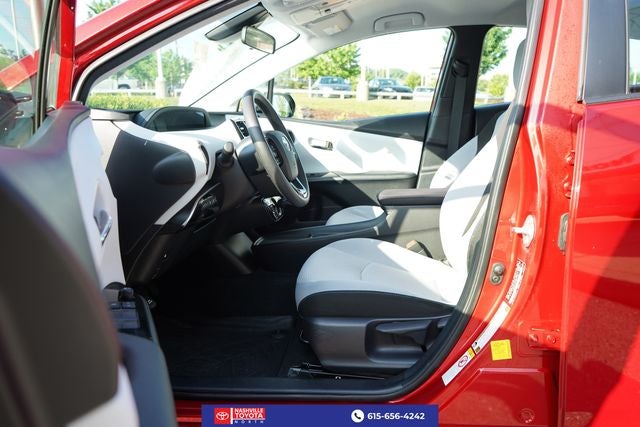2019 Toyota Prius LE