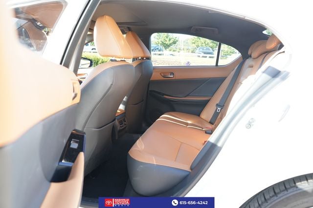 2024 Lexus IS 300