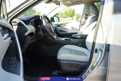 2019 Toyota RAV4 XLE Premium